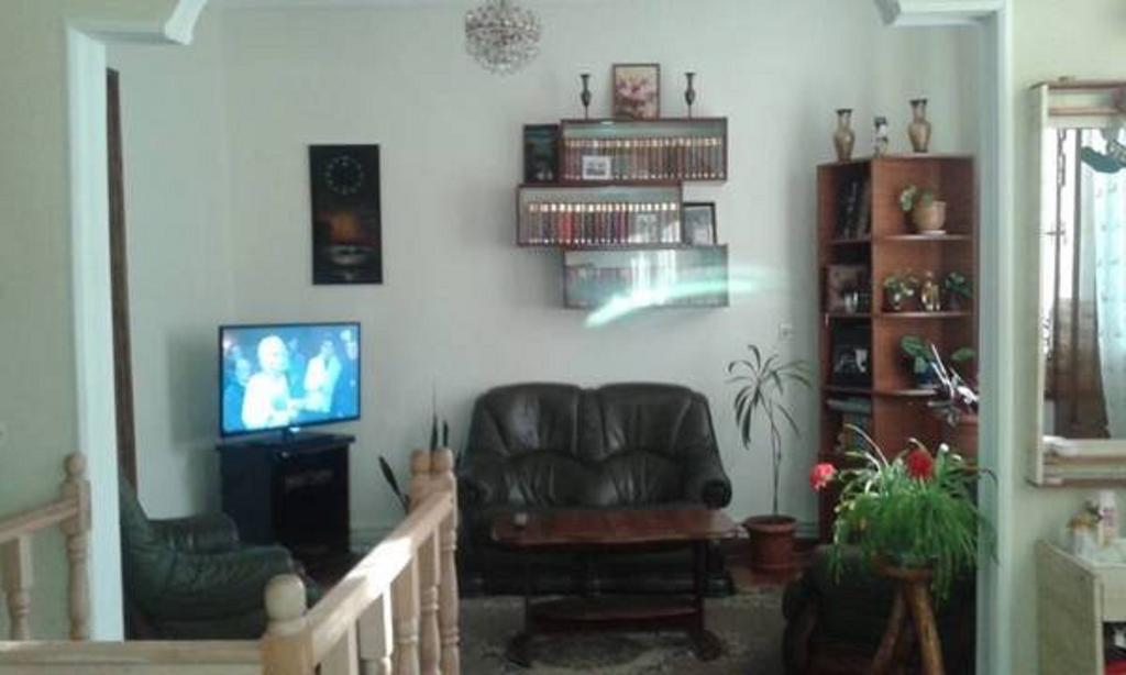 Nino's Guest House Kazbegi Extérieur photo